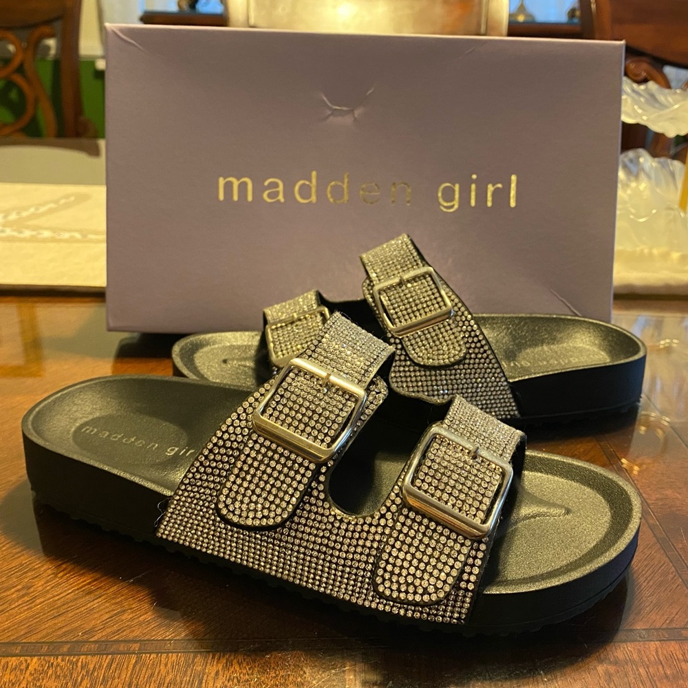 Madden Girl Teddy R Sandals